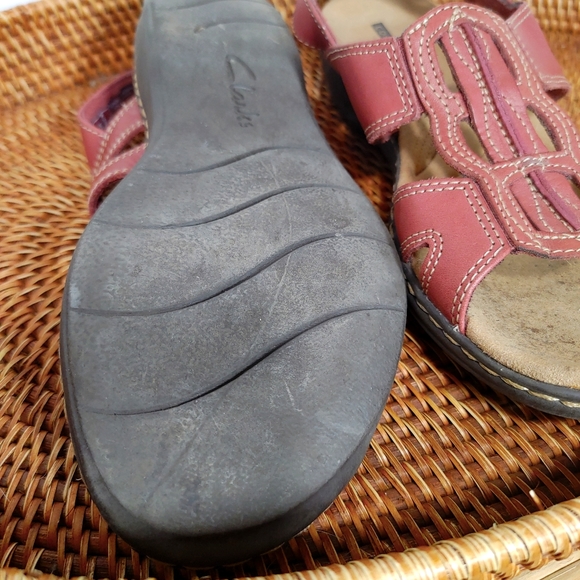 Clarks - Picture 4 of 8